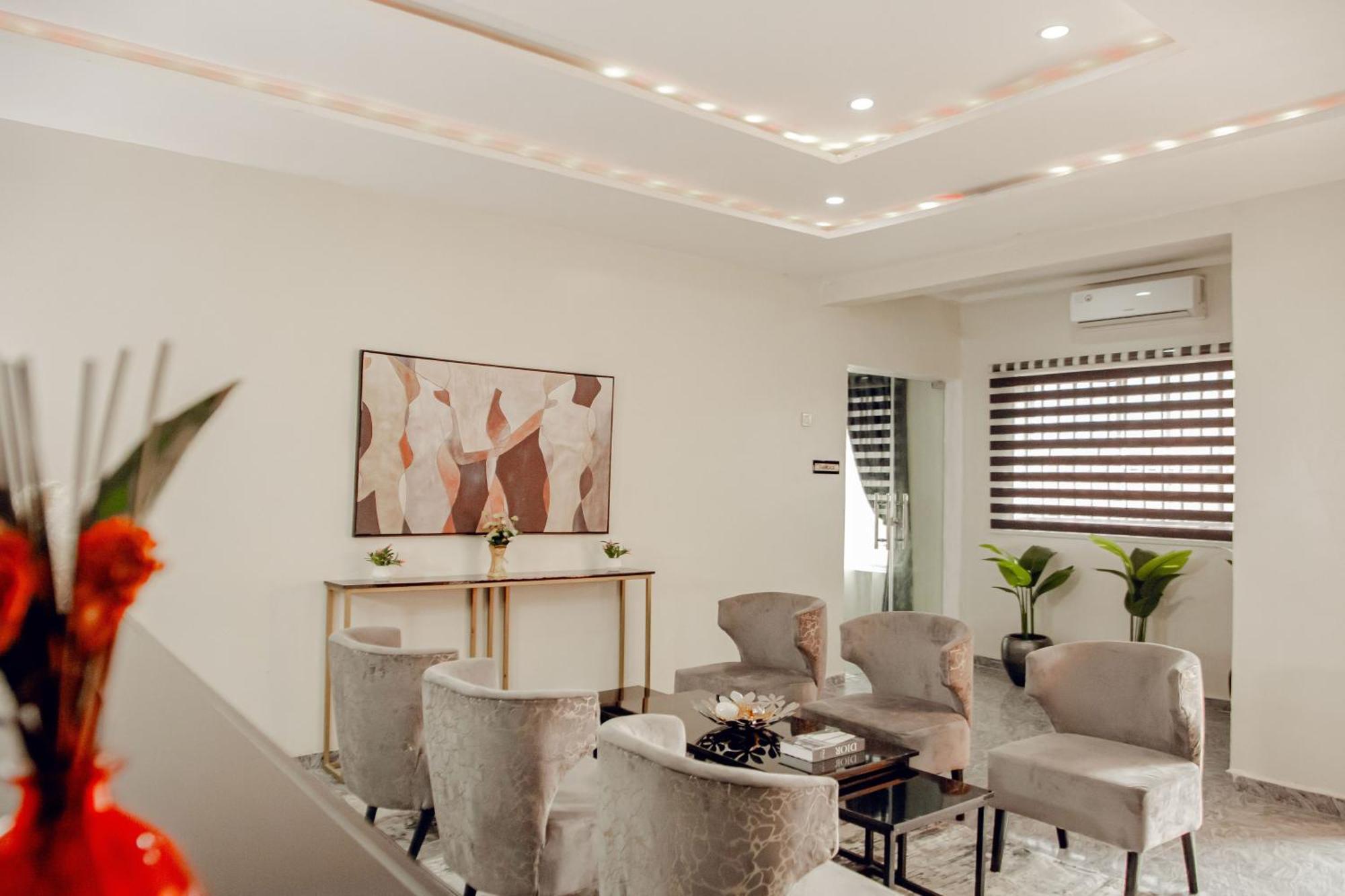 Nexus Xpress Hotel Abuja Luaran gambar